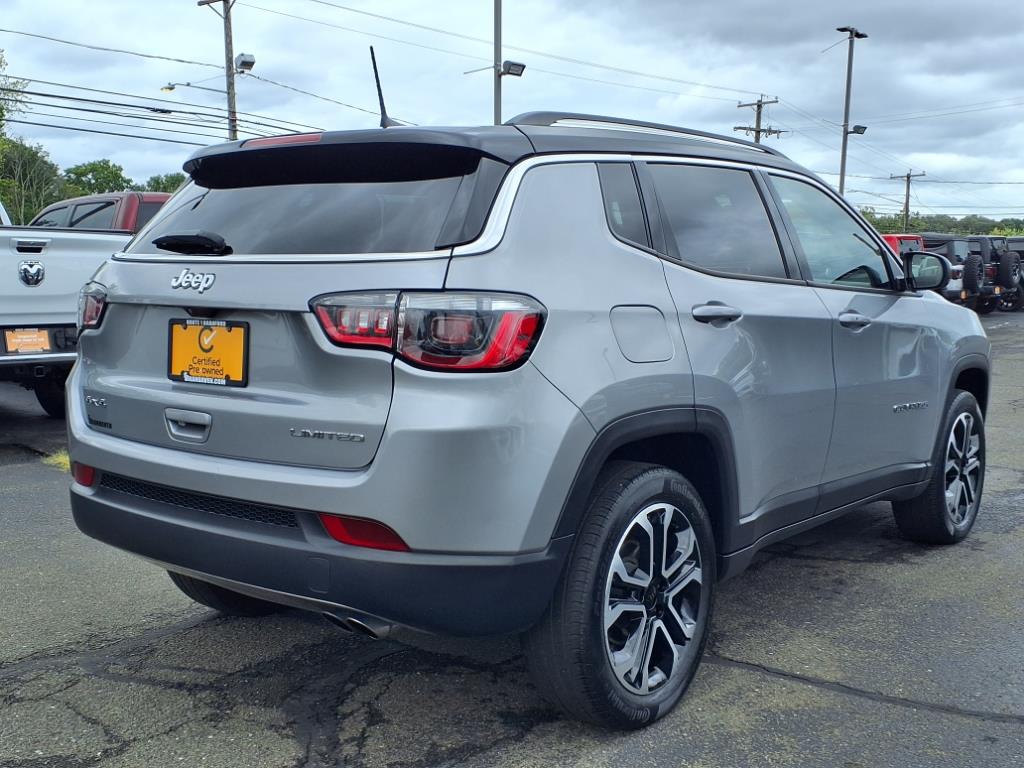 2022 Jeep Compass Limited photo 3