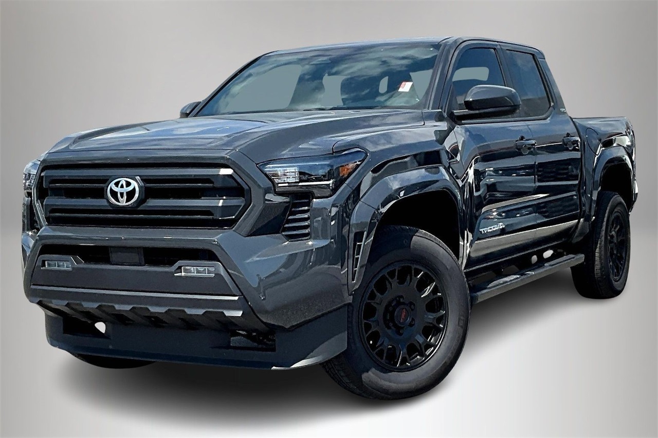 2024 Toyota Tacoma SR5's photo