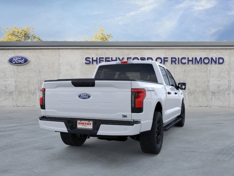 2025 Ford F-150 Lightning XLT photo 8