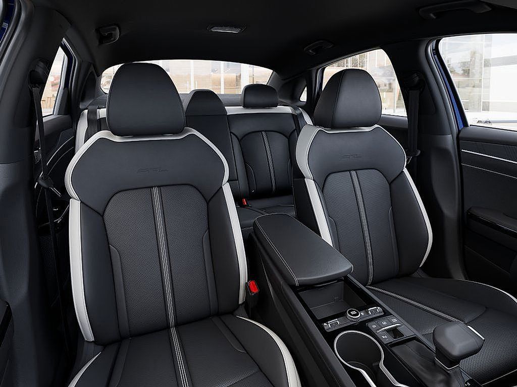 2026 Kia K5 GT-Line photo 15