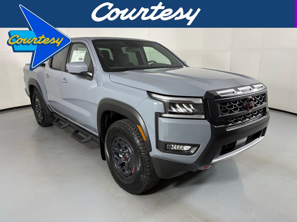 2026 Nissan Frontier PRO-X's photo