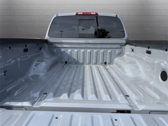 2025 Nissan Frontier PRO-4X photo 9