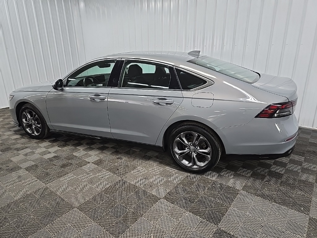 2023 Honda Accord Hybrid EX-L photo 4
