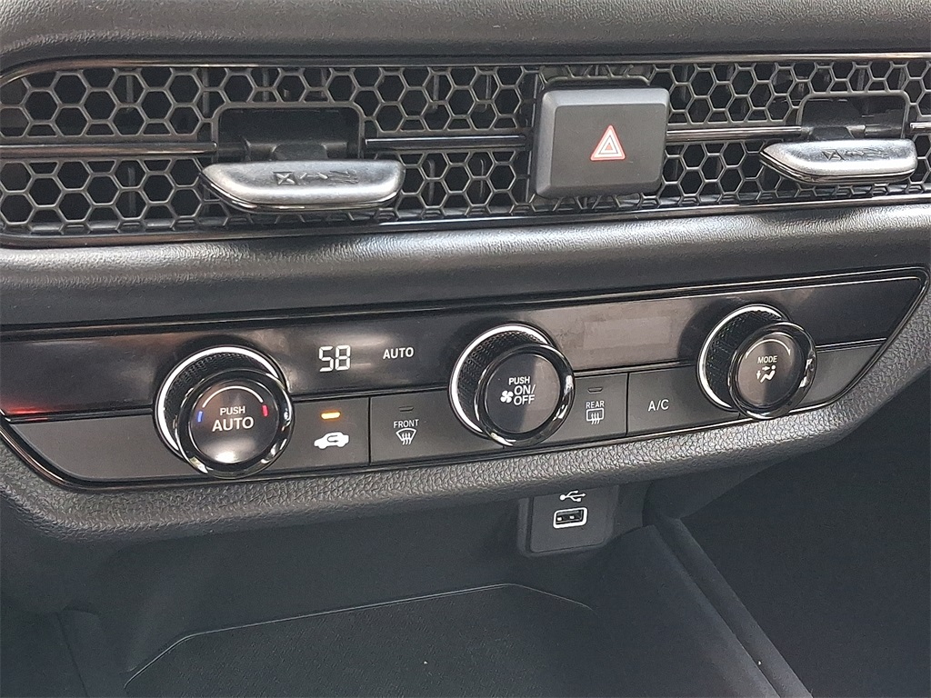 2025 Honda HR-V LX photo 13