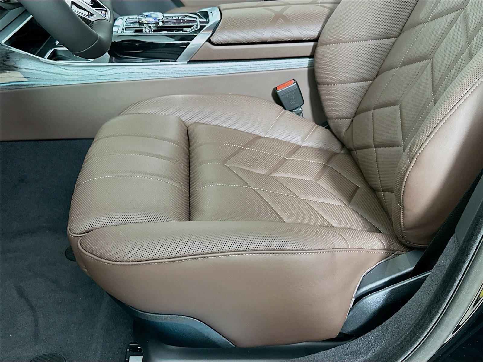 2025 Bmw i7 xDrive60 photo 19