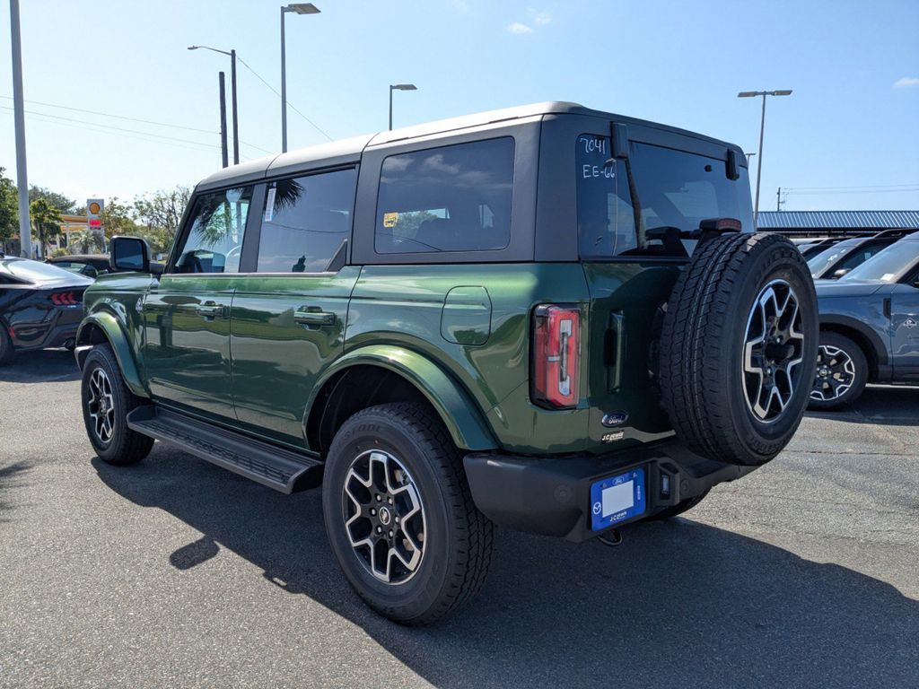 2025 Ford Bronco Outer Banks photo 6
