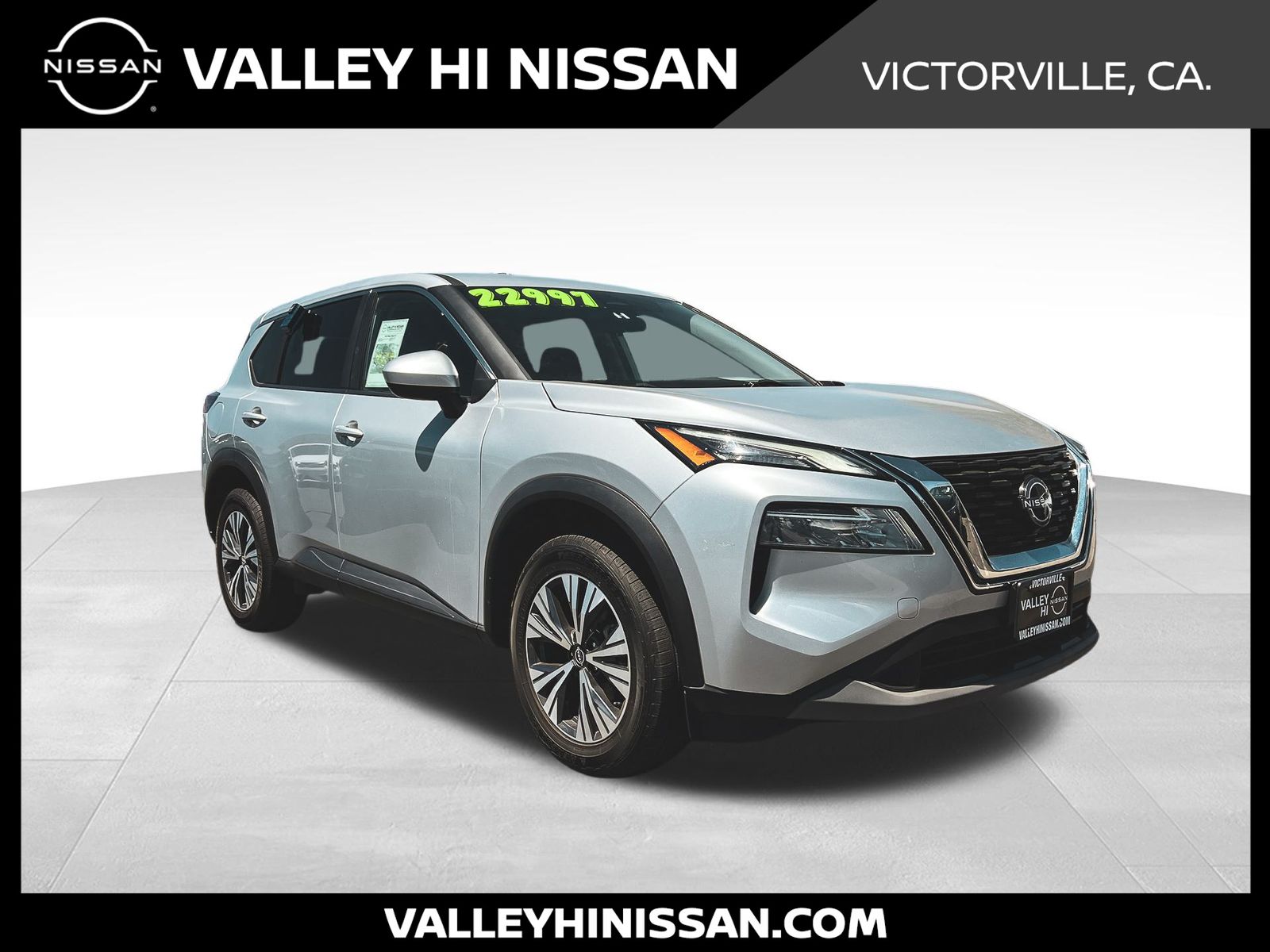 2023 Nissan Rogue SV's photo
