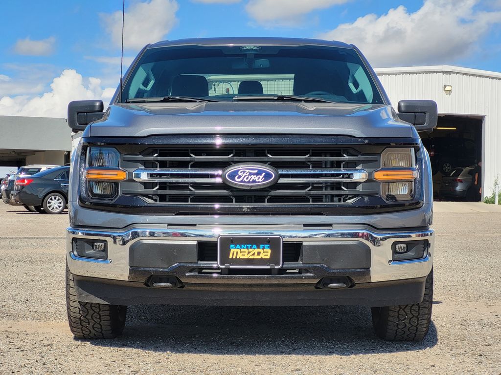 2024 Ford F-150 XLT photo 2