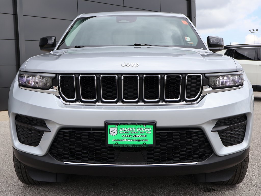 2023 Jeep Grand Cherokee Laredo X photo 7