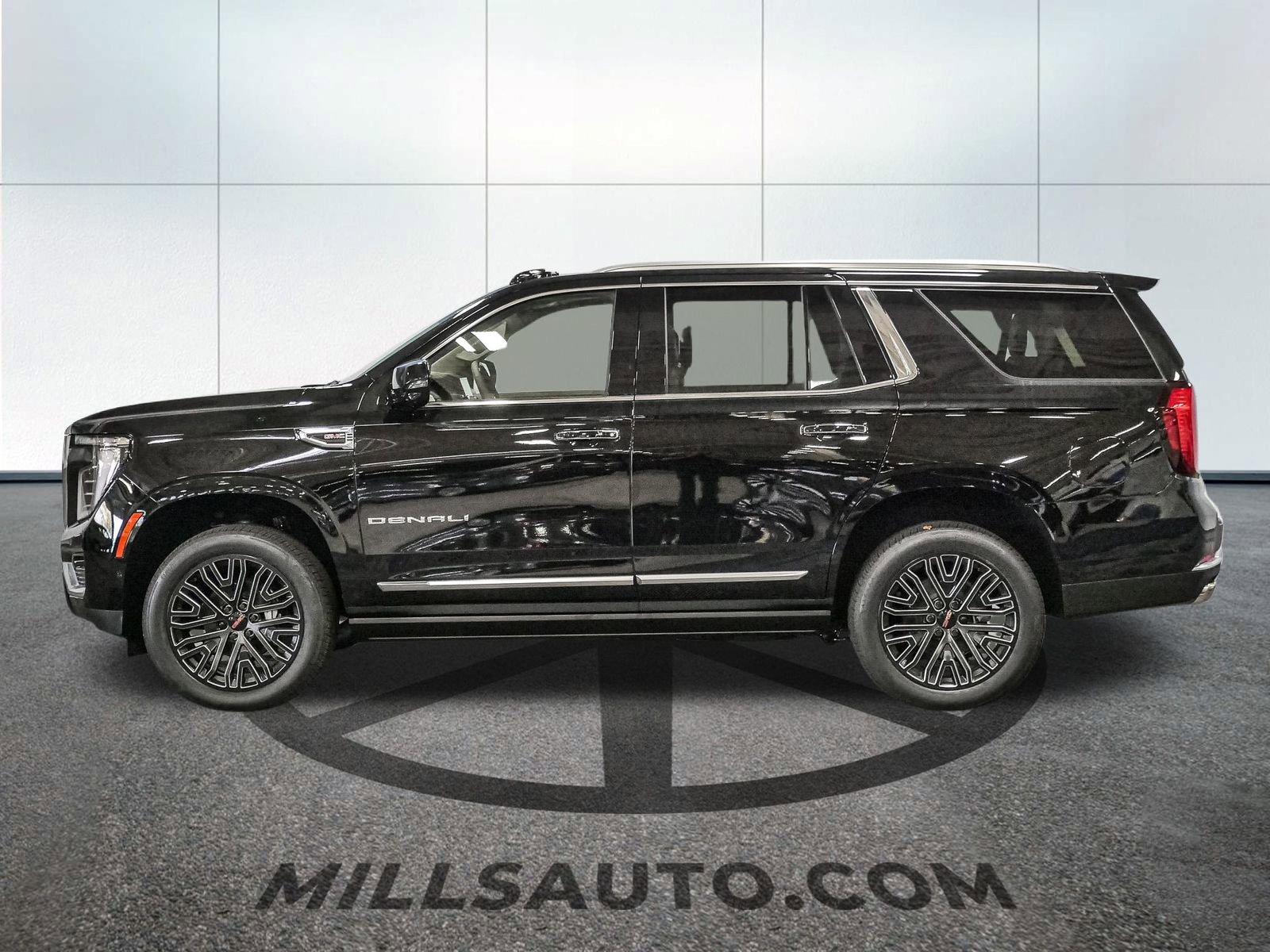 2025 Gmc Yukon Denali photo 2