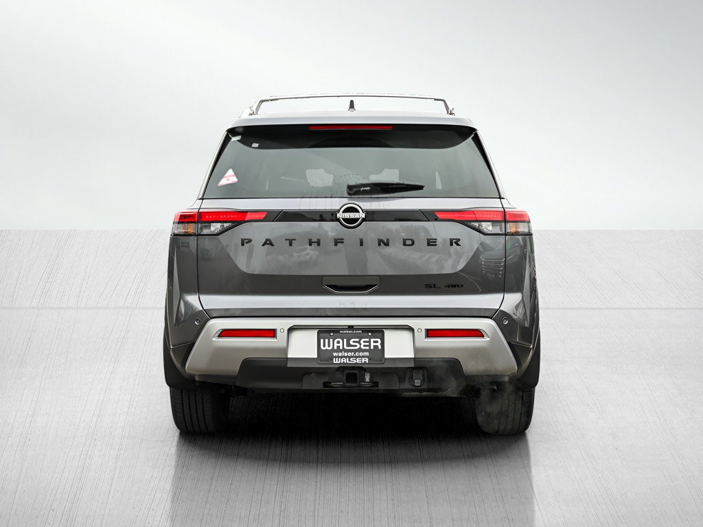 2025 Nissan Pathfinder SL photo 4