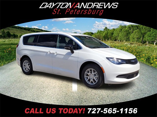 2026 Chrysler Voyager LX's photo