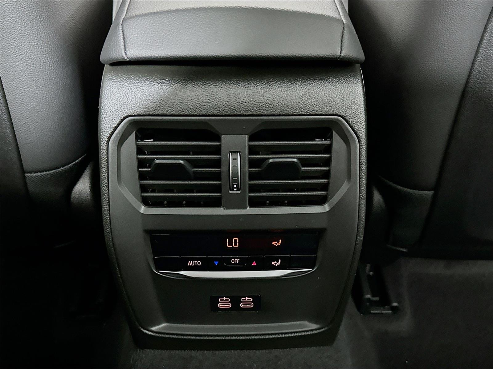 2025 Bmw 330i xDrive photo 26