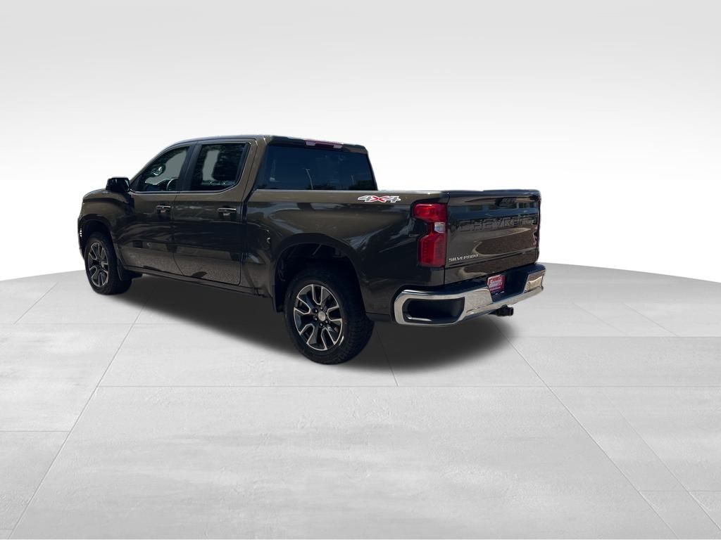 2023 Chevrolet Silverado 1500 LT photo 4