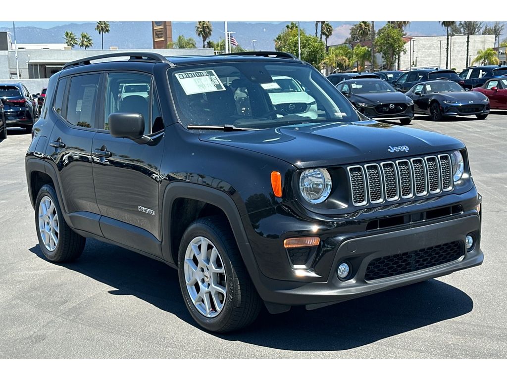 2022 Jeep Renegade Latitude photo 8