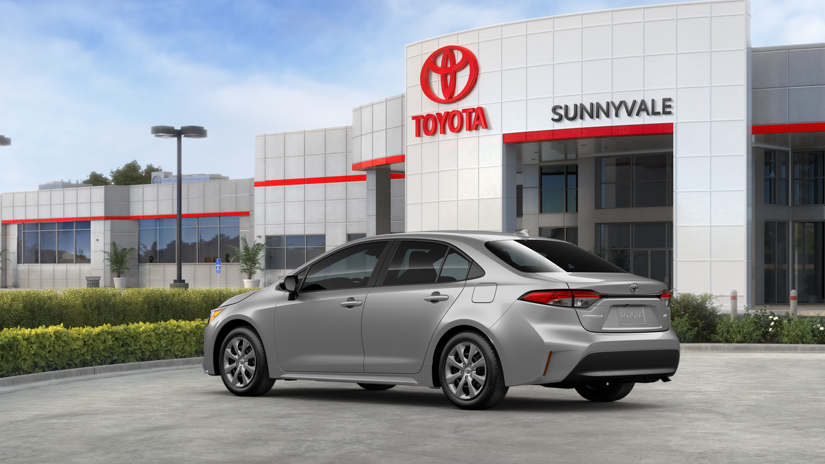 2025 Toyota Corolla LE photo 6