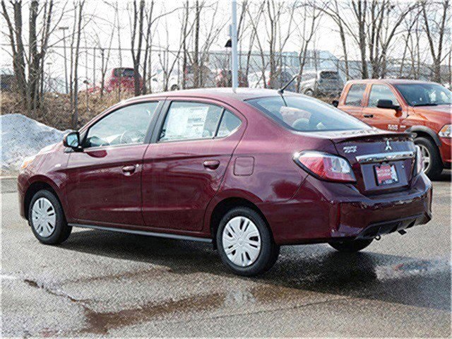 2024 Mitsubishi Mirage G4 ES photo 2