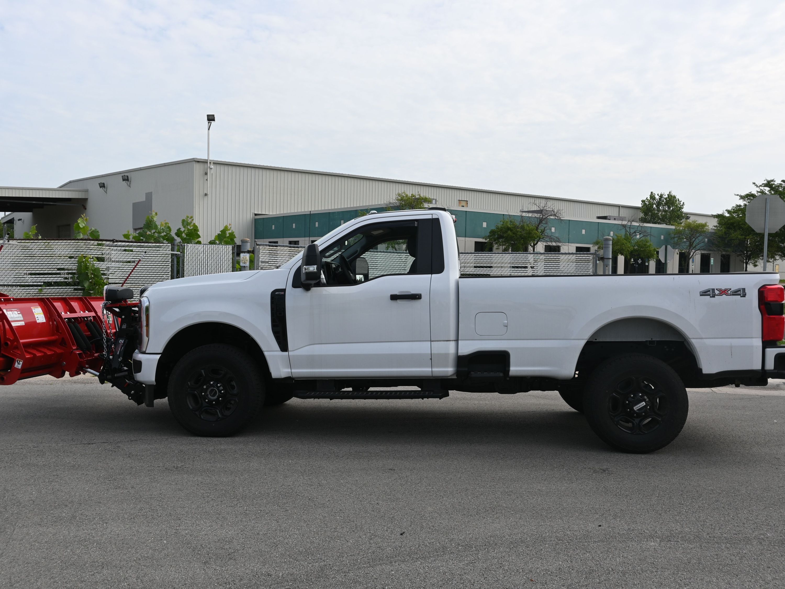 2024 Ford F-350 XL photo 26