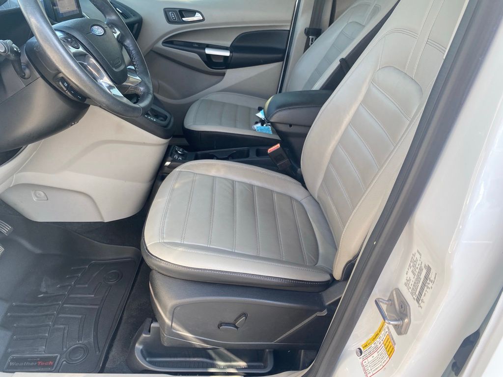 2020 Ford Transit Connect Titanium photo 11
