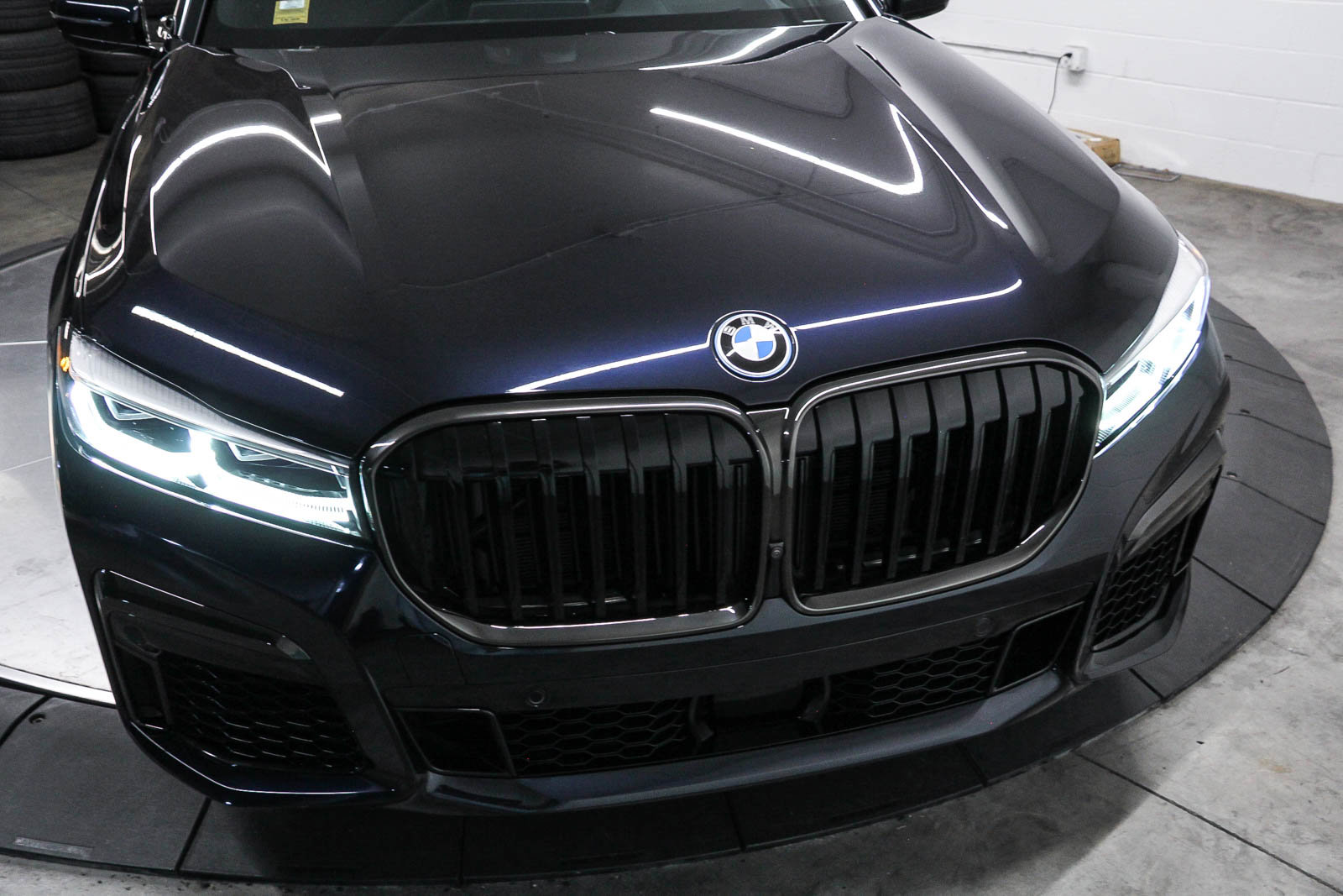 2022 Bmw 745Le photo 11