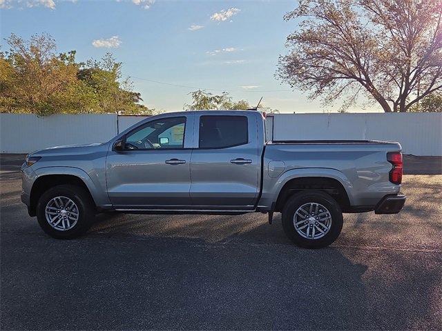 2026 Chevrolet Colorado LT photo 2