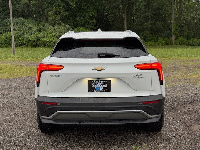 2025 Chevrolet Blazer EV photo 4