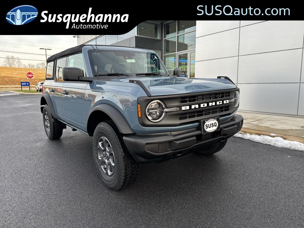 2025 Ford Bronco 4-Door Big Bend's photo