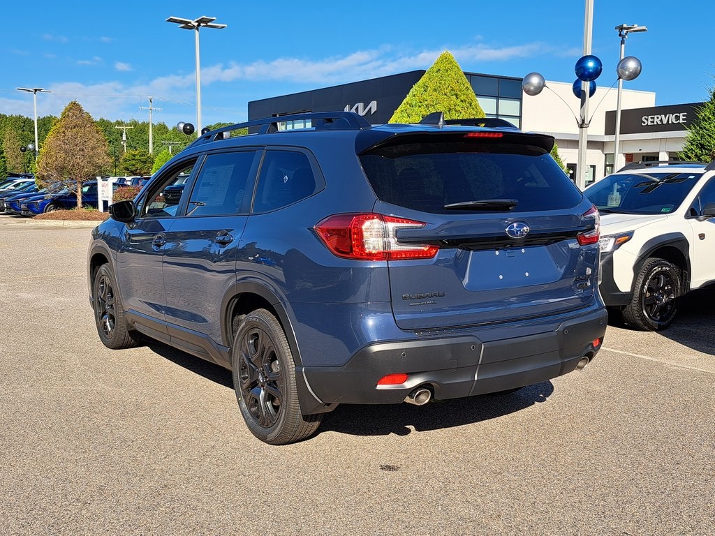 2025 Subaru Ascent Onyx Edition Touring photo 3
