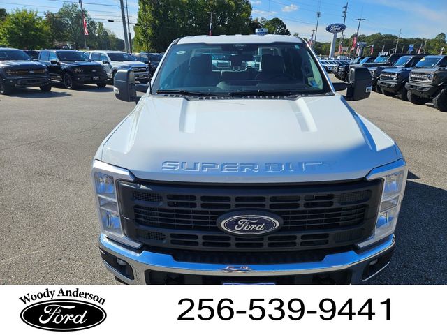2025 Ford F-250 XLT photo 3