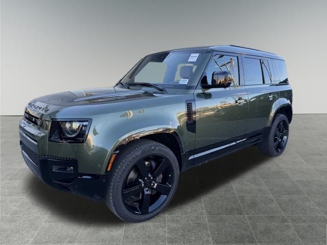 2026 Land Rover Defender X-Dynamic SE's photo