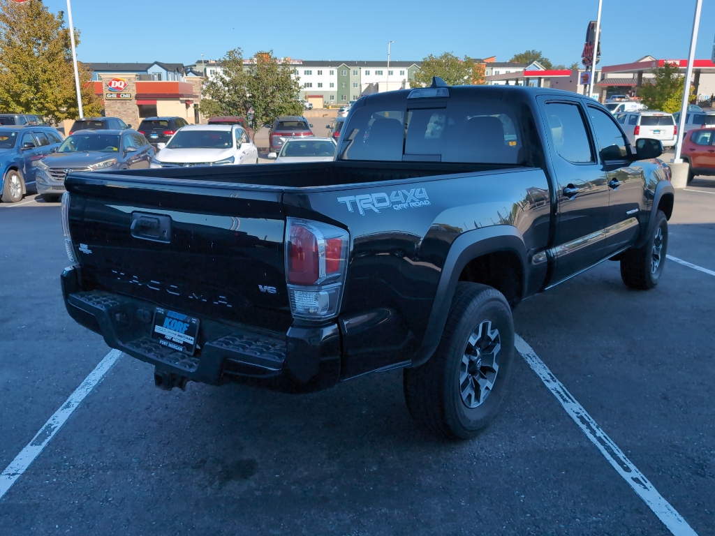 2021 Toyota Tacoma TRD photo 4