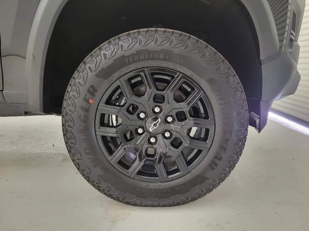 2026 Chevrolet Colorado Trail Boss photo 17