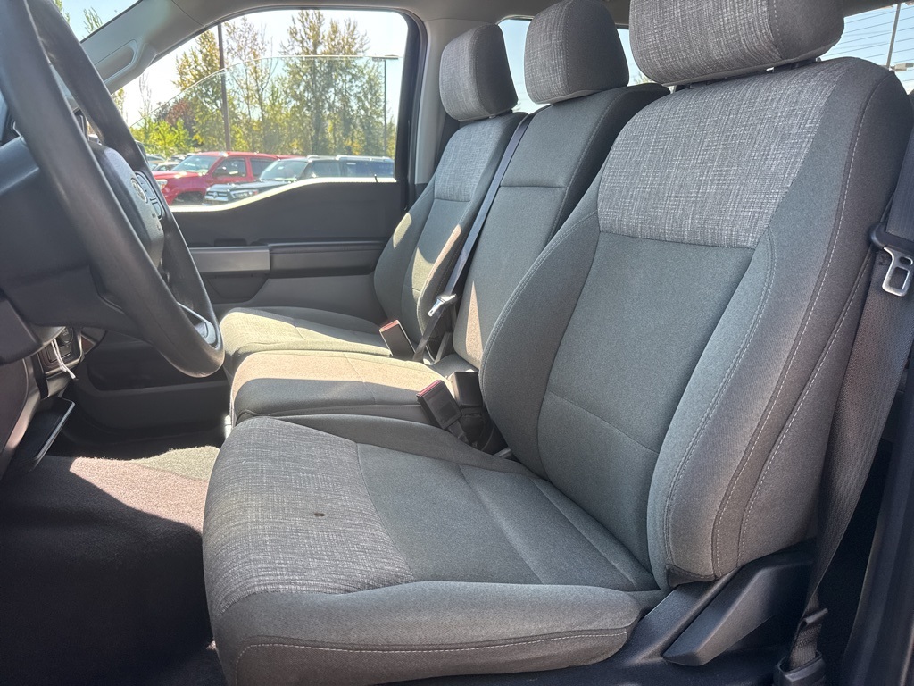 2023 Ford F-150 XLT photo 12