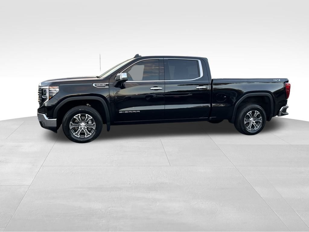 2022 Gmc Sierra 1500 SLT photo 2