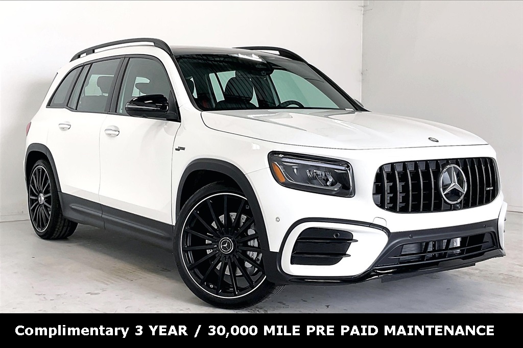 2026 Mercedes-Benz GLB AMG GLB 35's photo