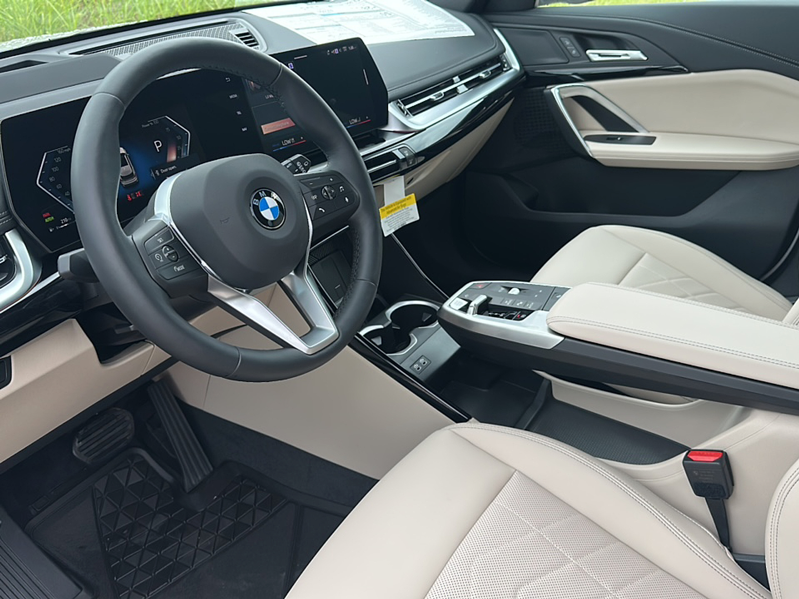 2025 Bmw X1 XDrive28i photo 4