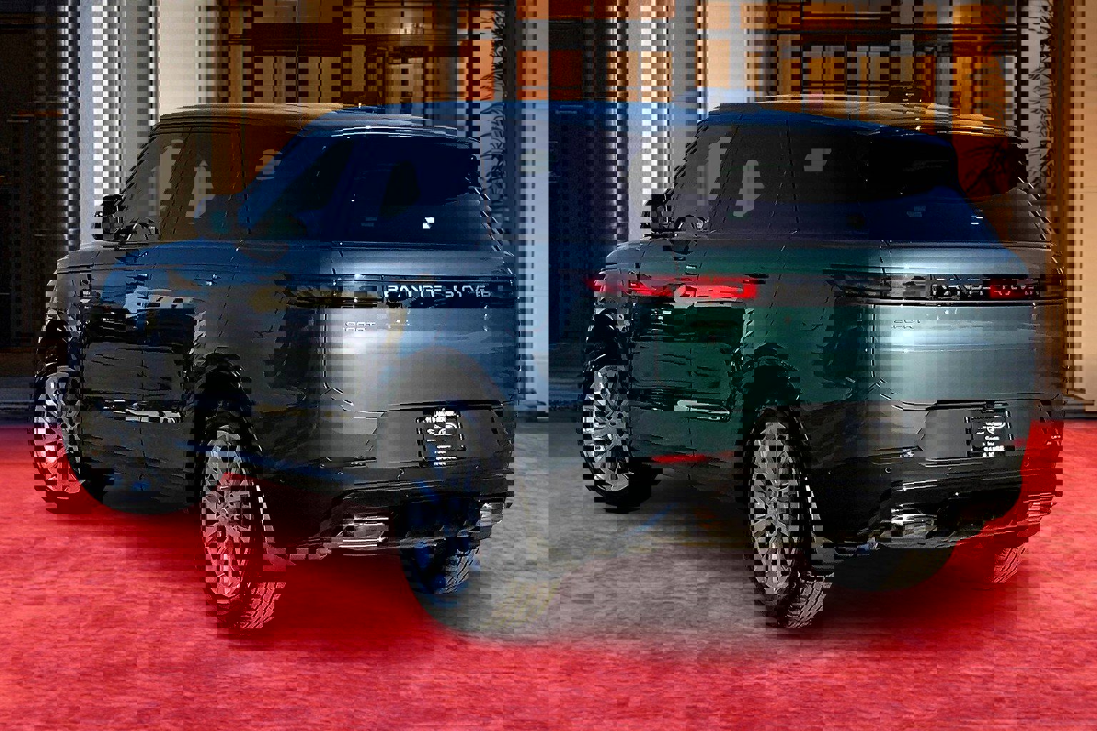 2025 Land Rover Range Rover Sport P360 S photo 3