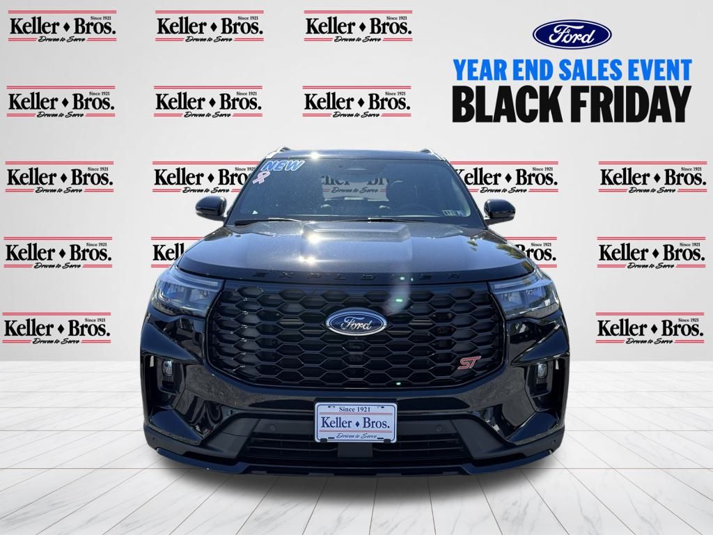 2025 Ford Explorer ST photo 2