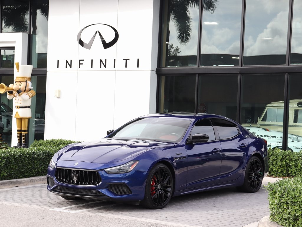 2022 Maserati Ghibli Modena's photo
