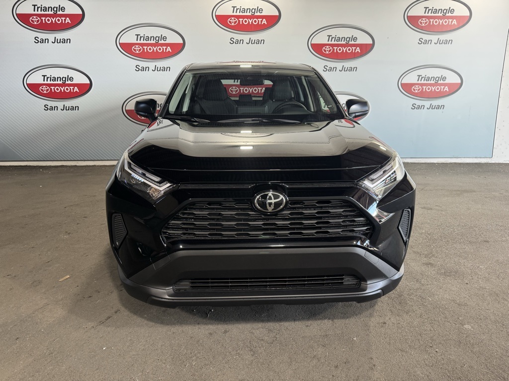 2025 Toyota RAV4 LE photo 2
