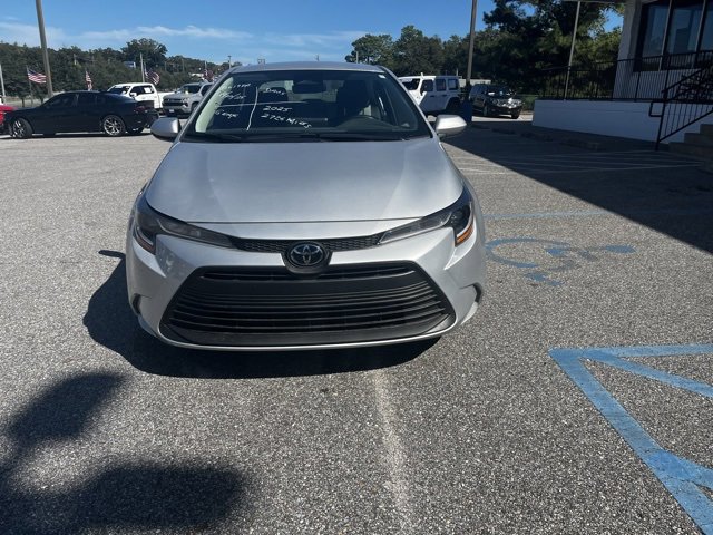 Used 2025 Toyota Corolla LE with VIN 5YFB4MDE4SP265099 for sale in Northfield, Minnesota