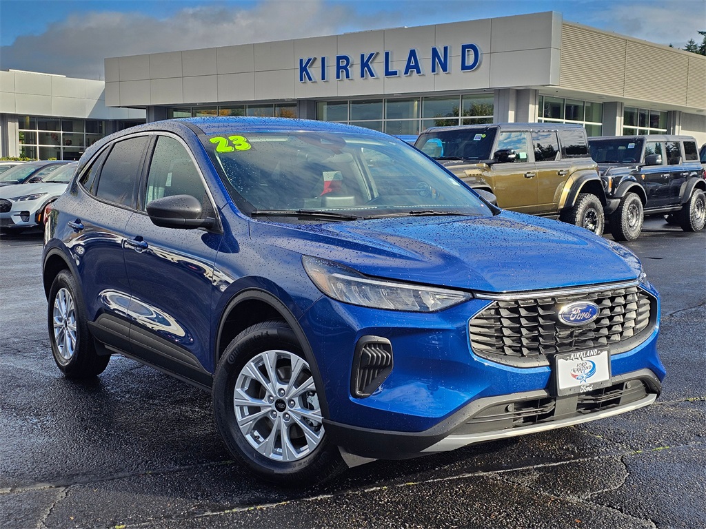 2023 Ford Escape Active's photo