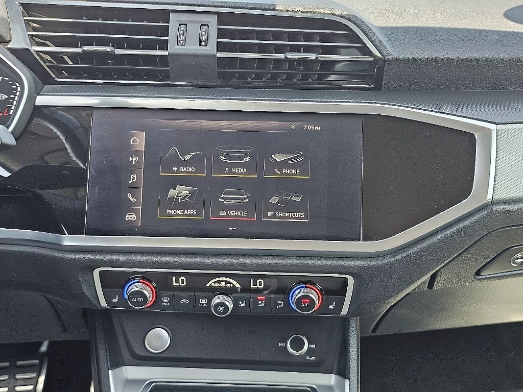 2020 Audi Q3 Premium Plus S line photo 30