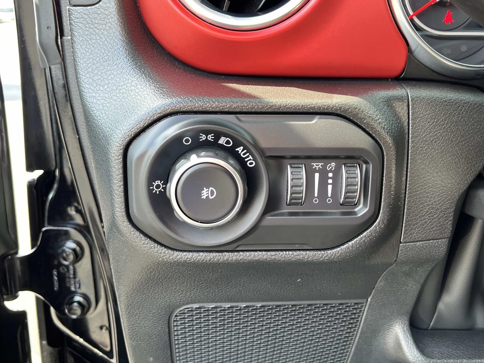 2022 Jeep Wrangler Unlimited Rubicon photo 27