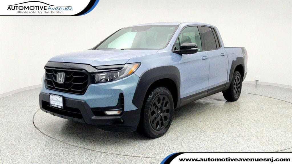 2022 Honda Ridgeline Black Edition's photo