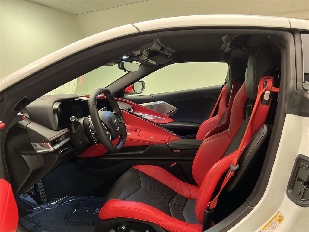 2024 Chevrolet Corvette Stingray 2LT photo 11