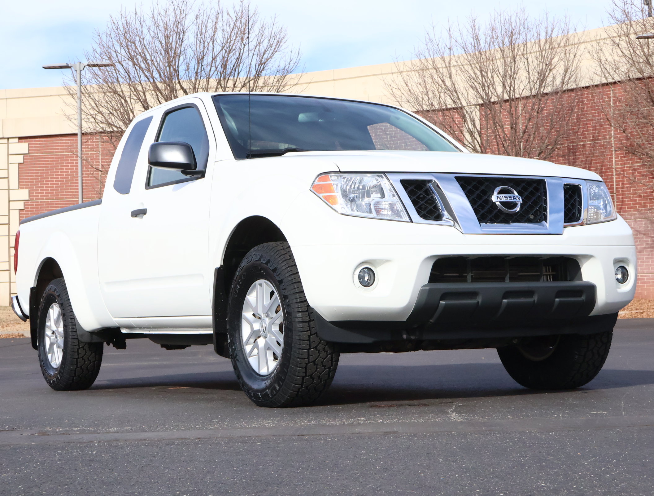 2019 Nissan Frontier SV's photo