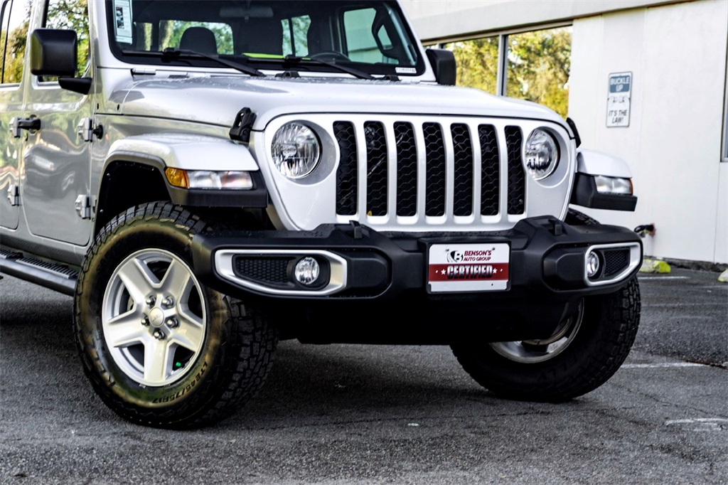 2022 Jeep Gladiator Sport photo 3