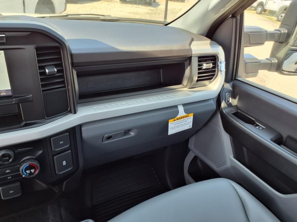 2024 Ford F-450 XL photo 7