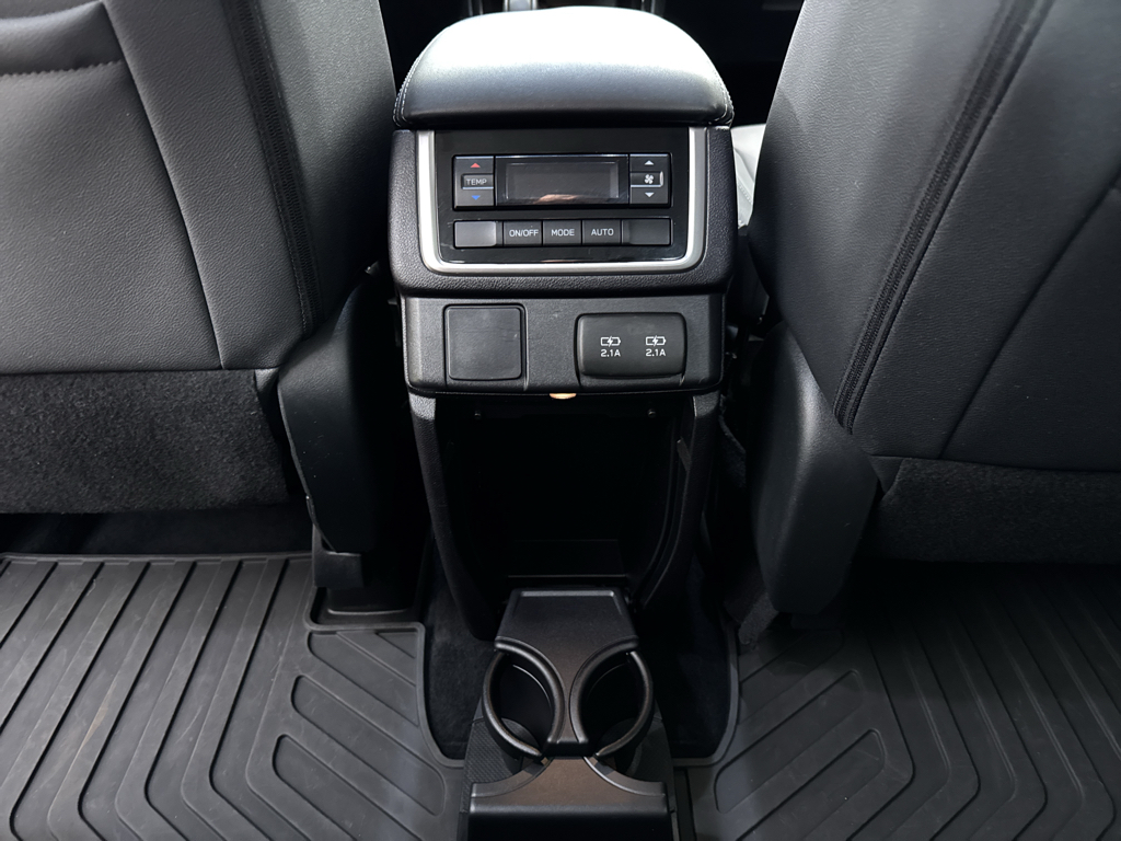 2022 Subaru Ascent Onyx Edition photo 28